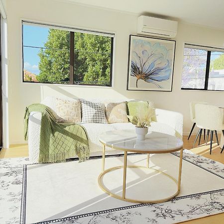 The Luxe Hidden Gem Villa In Auckland Heart - 3 Bedrooms Near Newmarket Westfieldmall Экстерьер фото