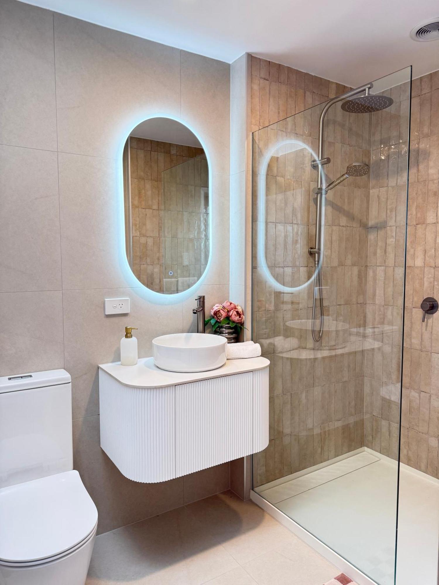 The Luxe Hidden Gem Villa In Auckland Heart - 3 Bedrooms Near Newmarket Westfieldmall Экстерьер фото
